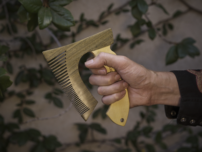 THE BEARDED AXE BEARD COMB - ORIGINAL